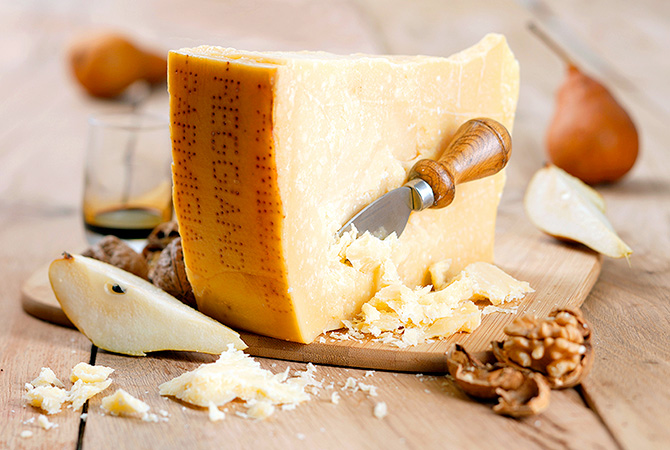 mangiacinema-cibo-autore-parmigiano-reggiano-gennari